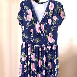 Ouges womens maxi dress - SIZE XXL